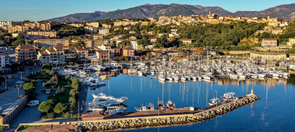 Visite de Porto-Vecchio : sa marine et sa citadelle - LaetLiving