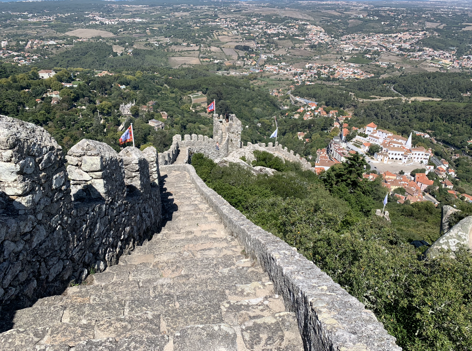 excursions depuis lisbonne : visiter le chateau des maures a sintra