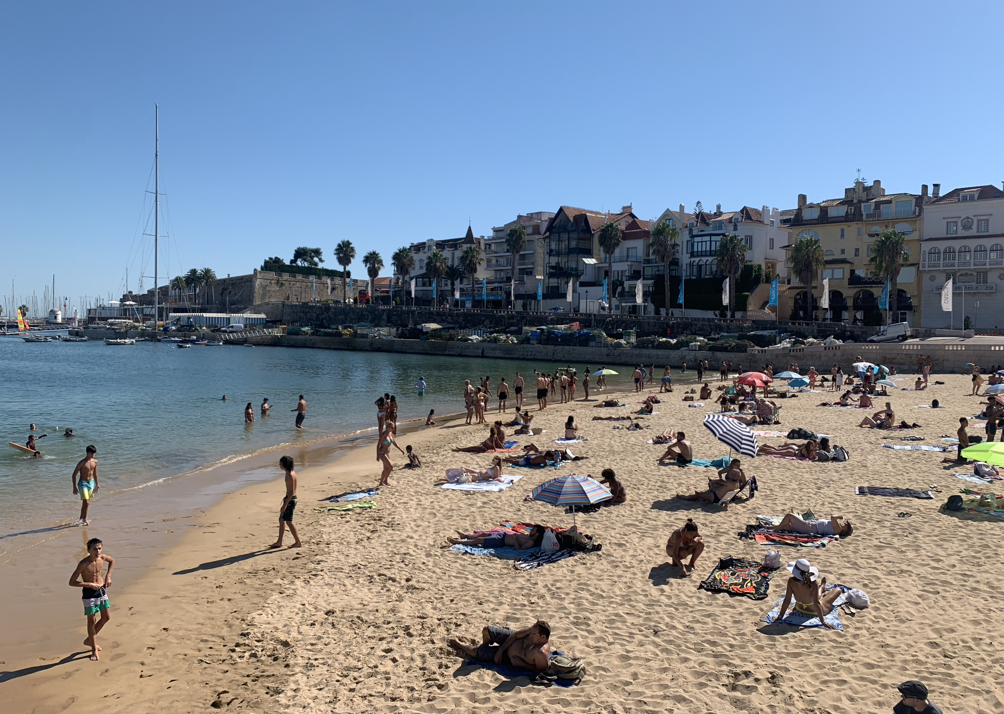 praia da ribeira a cascais