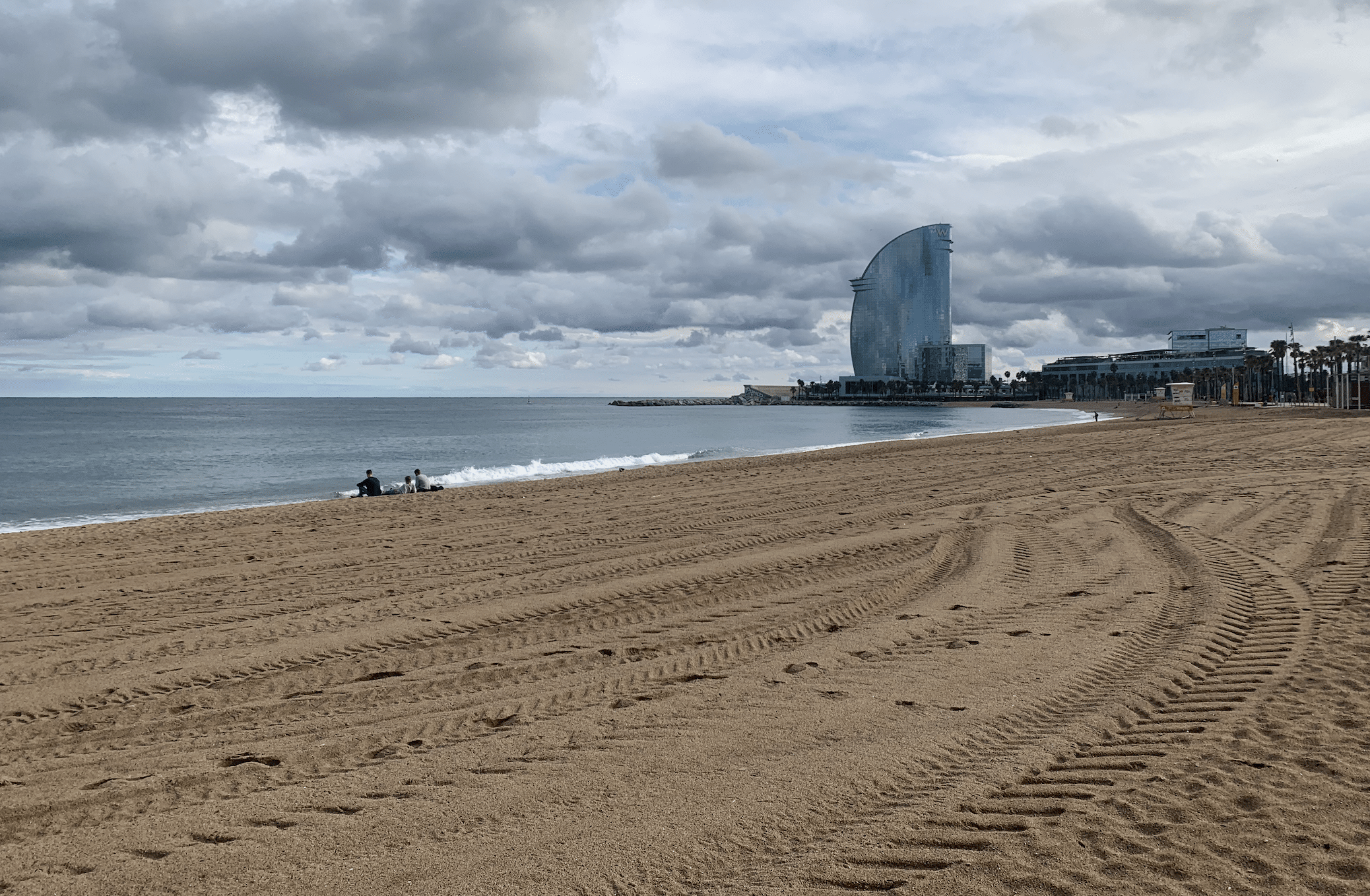 que faire en 5 jours a barcelone : les plages de la barceloneta