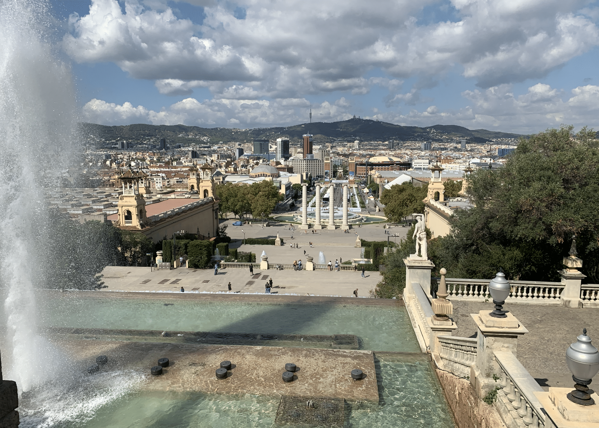 panorama sur barcelone depuis le musee d'art de la catalogne