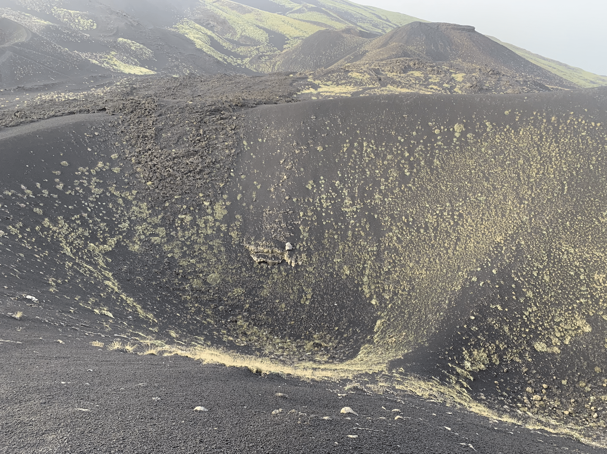 promenade sur les crateres de l'etna