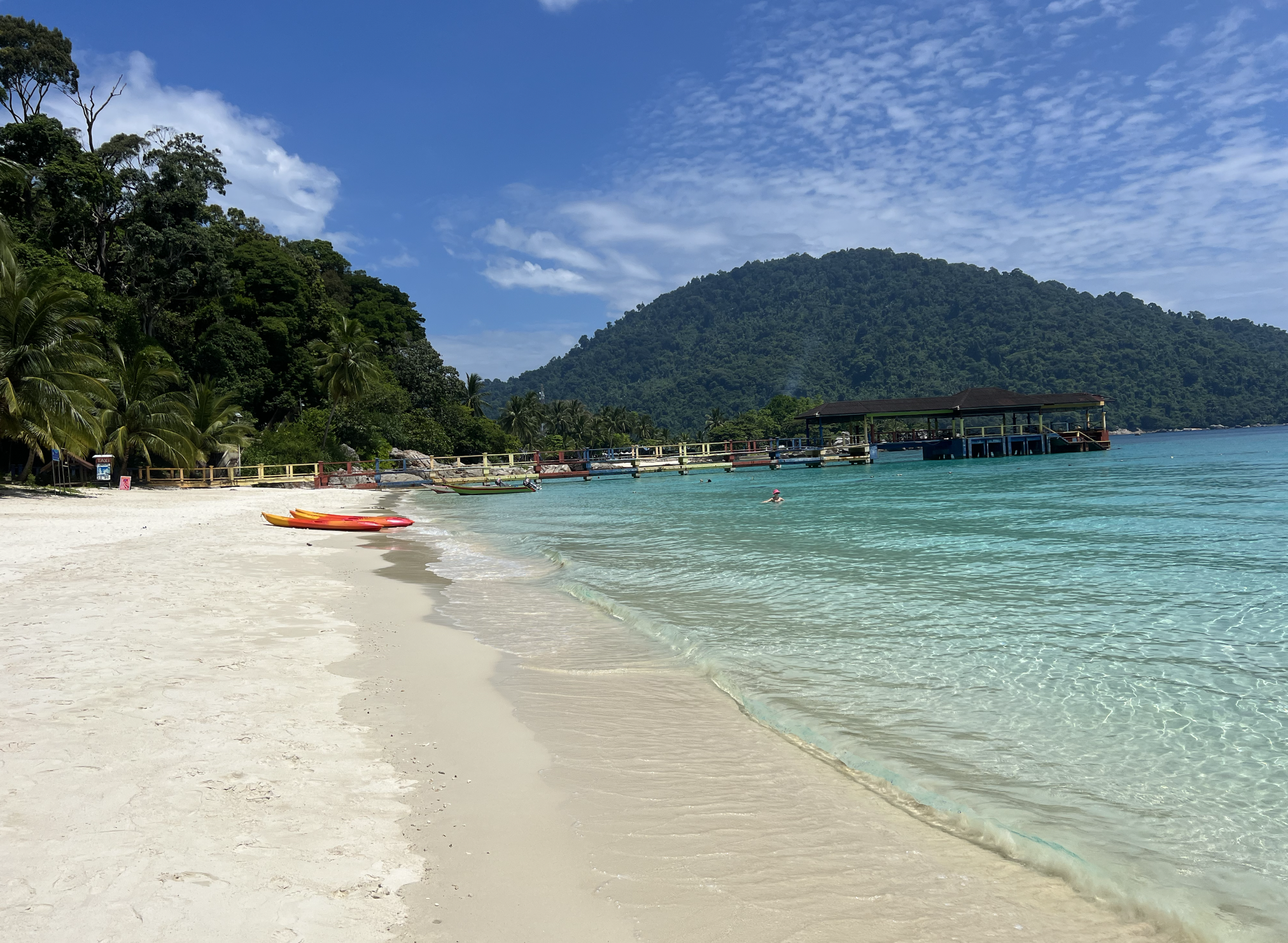 paysage de plage aux iles perhentian en malaisie