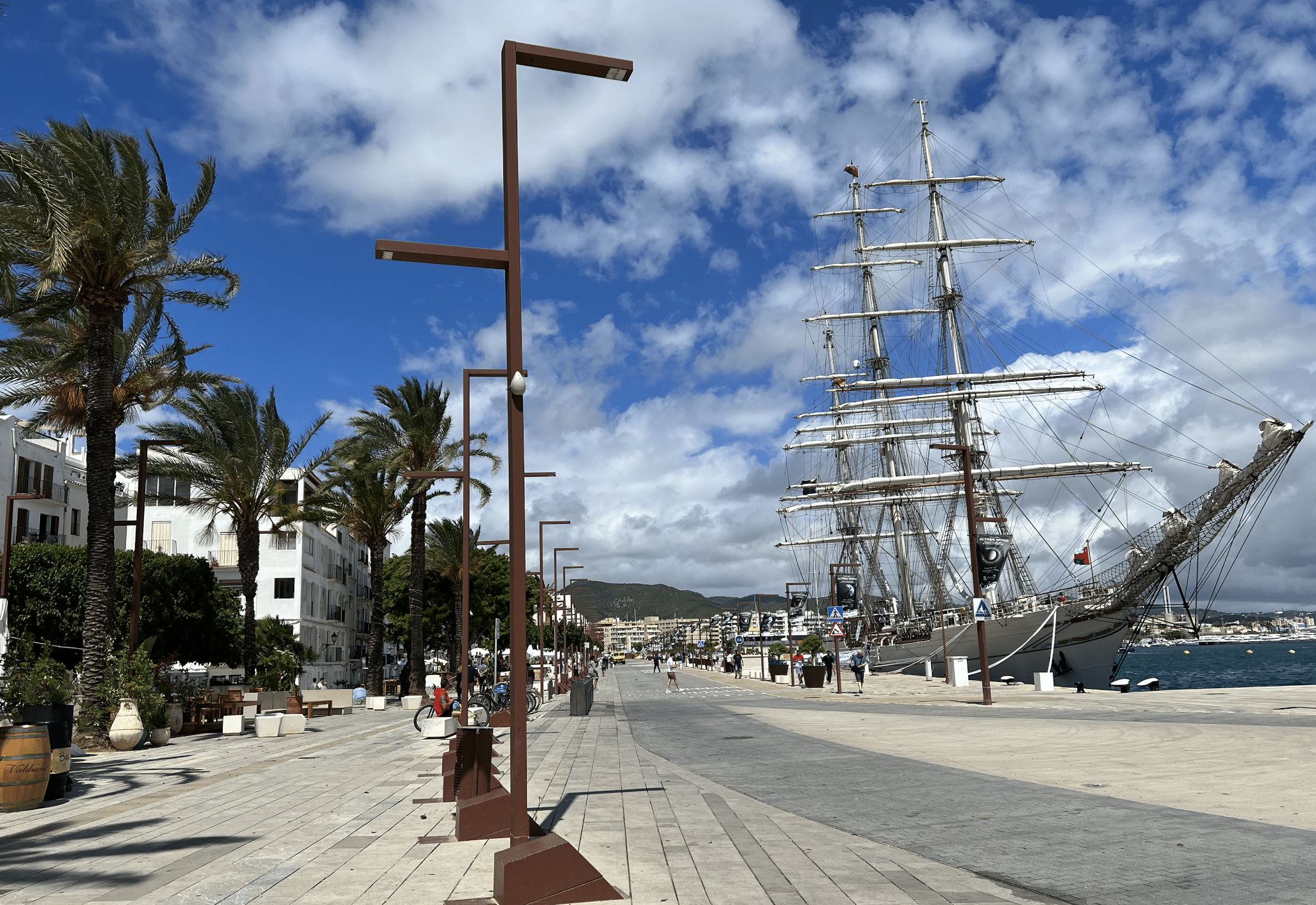 promenade maritime au port d ibiza