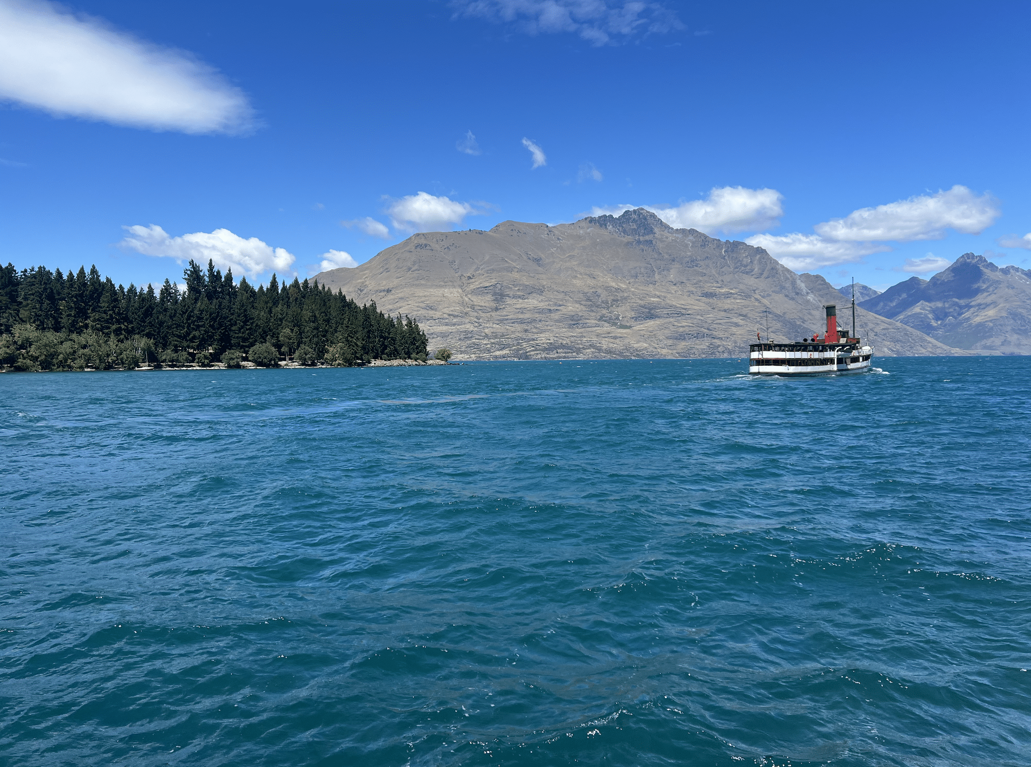 paysages du lac wakatipu a queenstown en nouvelle zelande