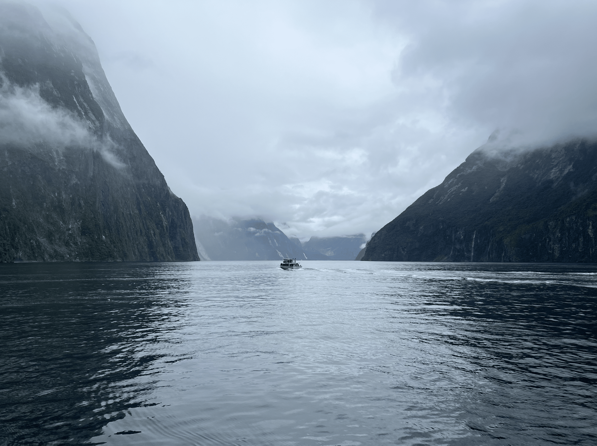 les paysages du fjord de milford en nouvelle zelande