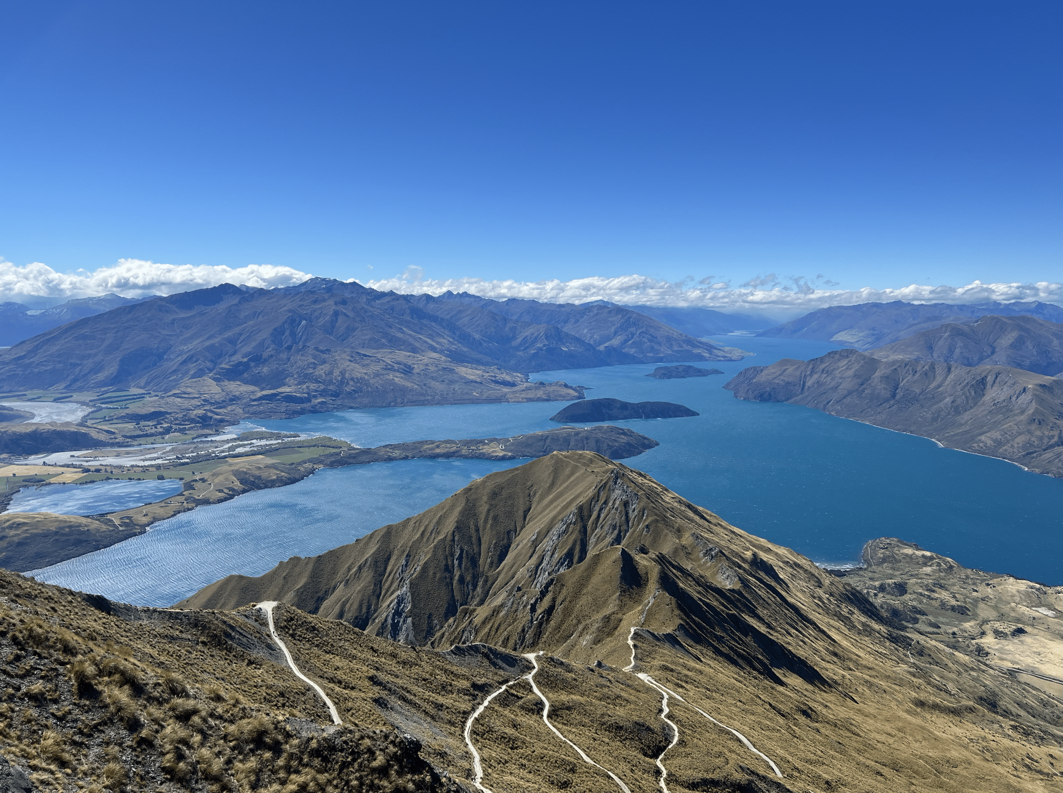 panorama depuis le sommet du roys peak en nouvelle zelande